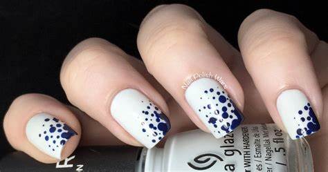 Blue Splatter Nail Art - Sparkly Polish Nails