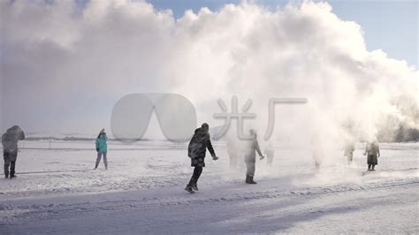 北方的冬天里看下雪 大雪纷飞冰天雪地_腾讯视频