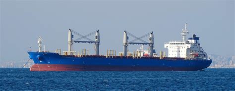 青岛港规划综合通过能力约10.4亿吨，集装箱4425万标箱-港口网