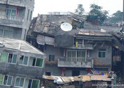 长宁区昭化路发生一起厂房墙体倒塌事故，已救出15名施工人员 - 周到上海
