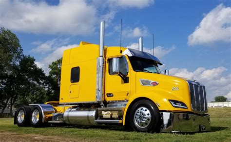 The All-New 2023 Peterbilt 579: The Truck of the Future - Chief Carriers