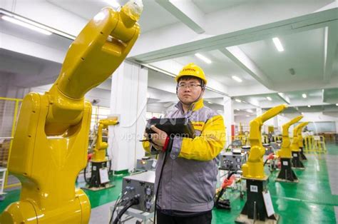 江苏海安：机器人产业 为智造赋能-人民图片网