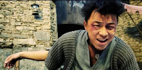 黄渤这4部经典电影，造型堪称完美，不愧是金爵影帝！