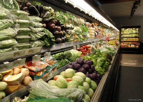 生鲜商超水果与应季蔬菜高清图片下载-正版图片501573080-摄图网
