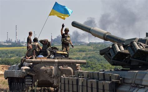 乌克兰连炮弹都凑不齐，还怎么抗俄？被美国忽悠的结局真不好受__财经头条