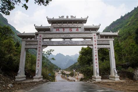 广西南丹：“旅游+”撬动发展新引擎|南丹|景区|南丹县_新浪新闻