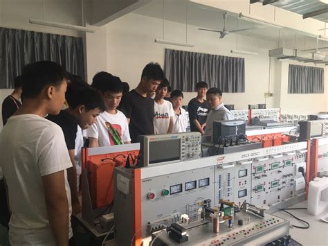 电工电子与电力拖动实验室、电力电子与电气传动实验室 - 实习实训 - 电气与电子工程学院 - 重庆机电职业技术大学