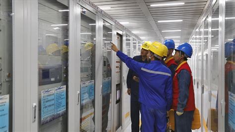 新疆阿克苏公司：聚力发展好光景 电力赋能正当时