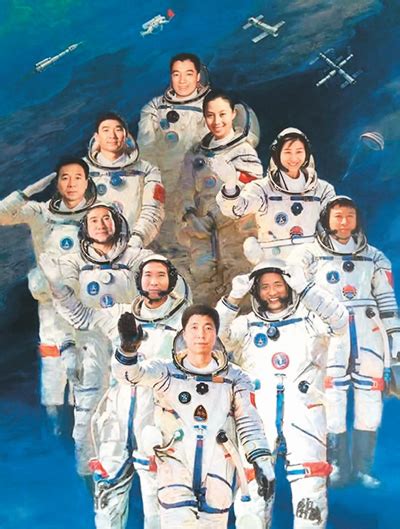 接棒杨利伟 中国首位女航天员刘洋领新任务_手机新浪网