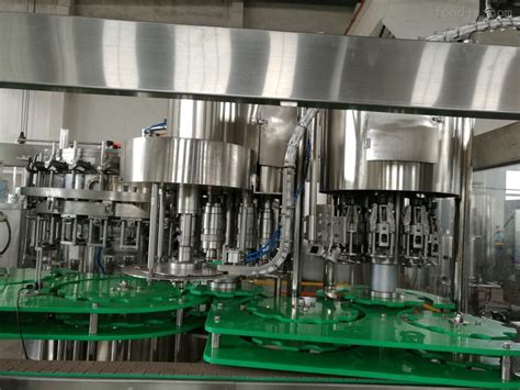 全自动液体灌装机的选择优点有哪些-上海浩超机械设备有限公司