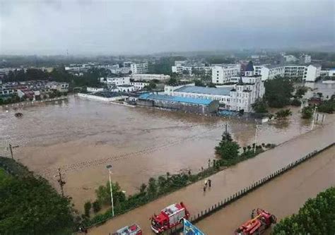 北京暴雨白河迎20年来最大洪水 19名被困游客获救|白河|密云|积水_新浪新闻