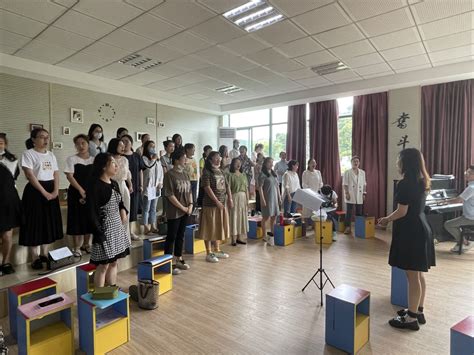 音乐舞蹈学院学子在湛江市第一届声乐精英赛上获佳绩-湛江科技学院