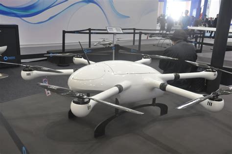 DJI大疆创新发布经纬M200 V2系列行业无人机-深圳市鹏锦科技有限公司