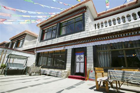 Lhasa Beer拉萨啤酒——高原之上的独特饮品_半未设计-站酷ZCOOL