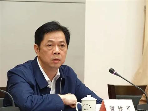 北京市政协十三届四次会议举行“我是委员”集体采访，12位委员展现新时代的责任担当——人民政协网