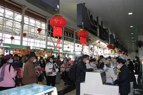 丽江机场春节假期客流量突破11万人次 _文旅丽江