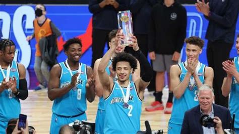 《NBA全明星》【原声】2022NBA全明星新秀赛 状元坎宁安荣获MVP