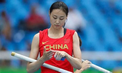 宁波美女破亚运会纪录摘金牌，颜值身材赞爆了！_李玲