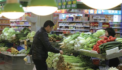 洋葱土豆等冬储菜大量上市 后期北京菜价有望持稳_手机新浪网