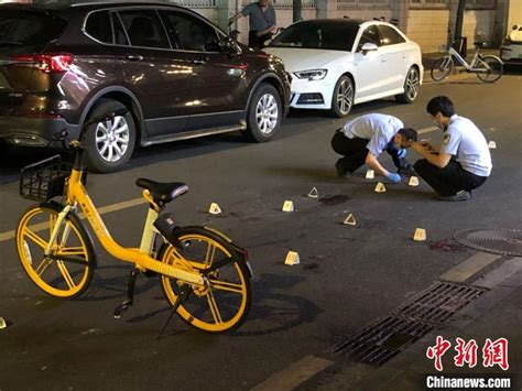 警方详解南京新街口伤人案件细节：一起突发性的恶性故意杀人案_手机新浪网