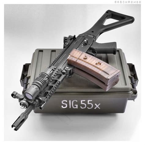 Tokyo Marui SIG 552 SEALS Assault Rifle AEG Model: TM-AEG-SIG552 $262. ...