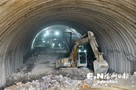 福州城区最长体量最大隧道全线贯通_福州新闻_海峡网