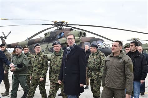 热点 _ 塞族与阿族之争动真格了：塞尔维亚总统下令军队进入最高战备状态！