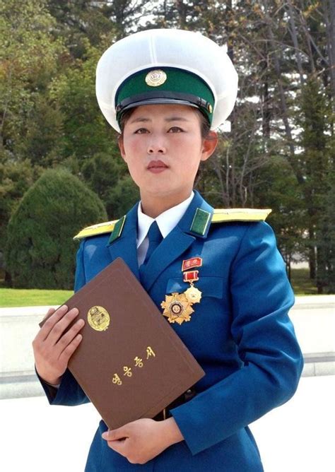 朝鲜文工团女兵曝光 经过严格挑选相貌必须好--天水在线