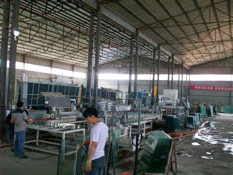 玻璃瓶厂检验图片-生产车间-徐州贵邦玻璃制品有限公司