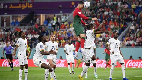 葡萄牙3:2战胜加纳 C罗创纪录连续五届世界杯进球|加纳|世界杯|葡萄牙_新浪新闻