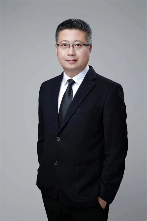 郭云龙 - 我们的团队 - 信阳市宏大会计师事务所