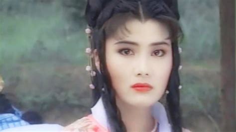 杨丽菁出生于1968年，中国台湾女演员、舞蹈家。出道后，因演出《皇家师姐》系列动作片被观众熟知，与此同时，她也经常在两岸三地的电视剧中出演过一 ...
