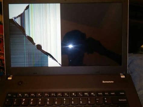液晶电视显示屏坏了能修吗 碎屏或者断裂屏幕无法正常显示