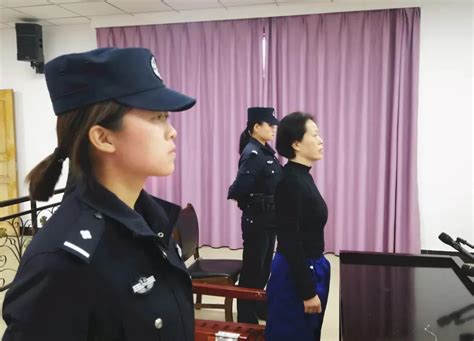 毕节这名一次受贿百万的女局长获刑五年半，法庭上她放声大哭_凤凰网