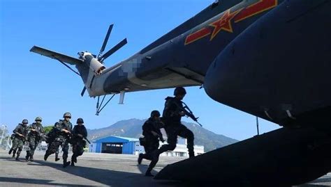 中国陆军的空中突击旅有多厉害？一小时横渡台湾海峡！|直升机|突击旅|陆军_新浪新闻