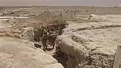 电影《沙漠伏击》胡塞武装大战阿联酋雇佣兵，血战七个小时，真猛