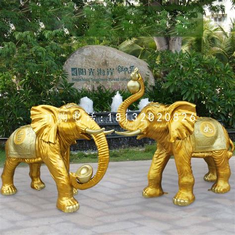 彩绘玻璃钢大象雕塑-方圳雕塑厂