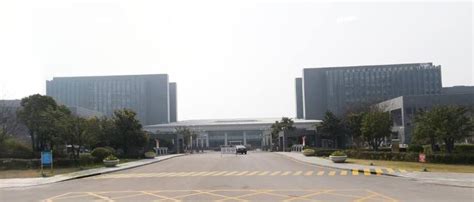盘点江苏省13个地级市政府大楼，南京的大院子太低调