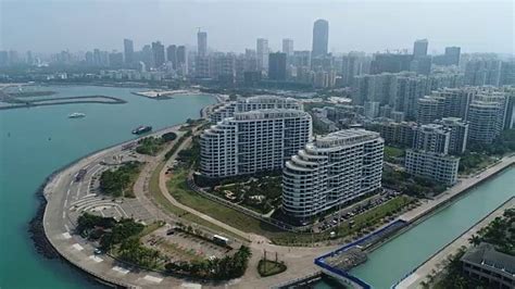 海口城市景观鸟瞰图在海南省，中国视频素材_ID:VCG42N929800544-VCG.COM