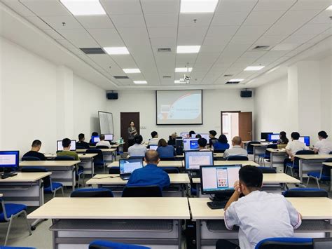 计算机科学与技术专业本科培养方案（2021版-微调）-计算机学院
