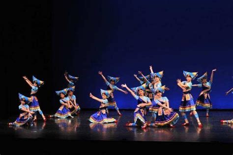 中国舞 - 中国舞