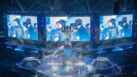 S7全球总决赛开幕式，周杰伦献唱，鸟巢现炫酷特效！_腾讯视频