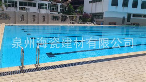 标准泳池砖是什么颜色的？- 中国陶瓷网行业资讯