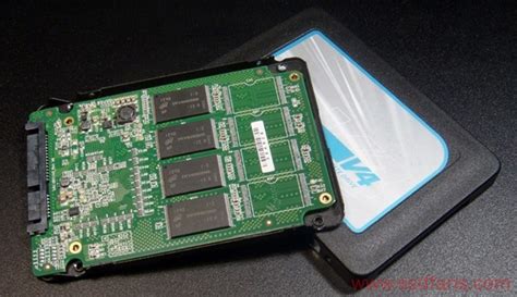 东芝Q300 240G固态硬盘掉盘无法识别不读盘成功数据恢复并修理SSD固态硬盘