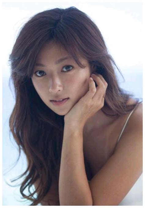 历史上的今天9月17日_1984年岚优子出生。岚优子，日本女艺人。