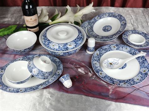 一鹿有你饭碗菜碟套装日式家用陶瓷餐具碗盘面碗汤碗情侣碗筷组合-淘宝网
