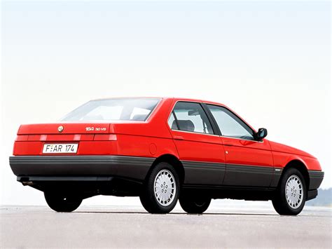A Detailed Look Back At The Alfa Romeo 164 | HotCars