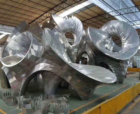 玻璃钢雕塑_无锡格物景观雕塑工程有限公司