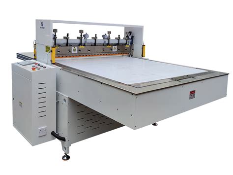 SJCQ-1000/1200大型平板裁切机平板裁切机系列