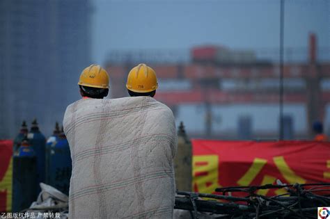 “全市建筑行业农民工入会集中推进行动”圆满成功 - 武汉建筑协会